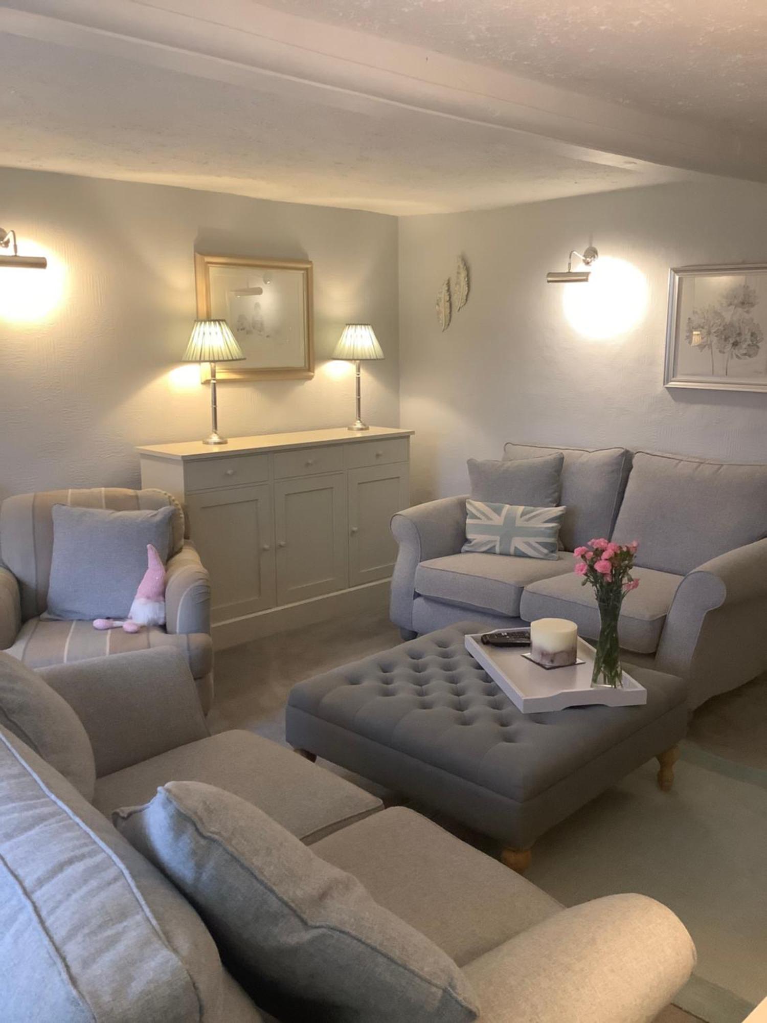 Birtles Farm Bed And Breakfast Натсфорд Экстерьер фото