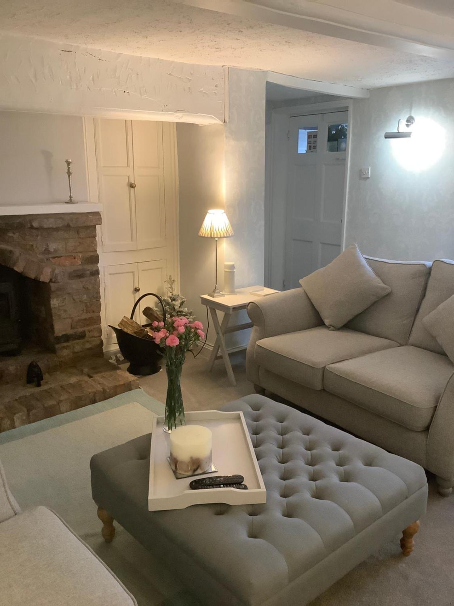 Birtles Farm Bed And Breakfast Натсфорд Экстерьер фото